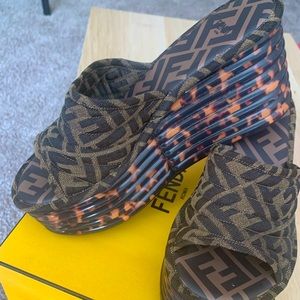 New FF Logo Wedge Slide Sandals